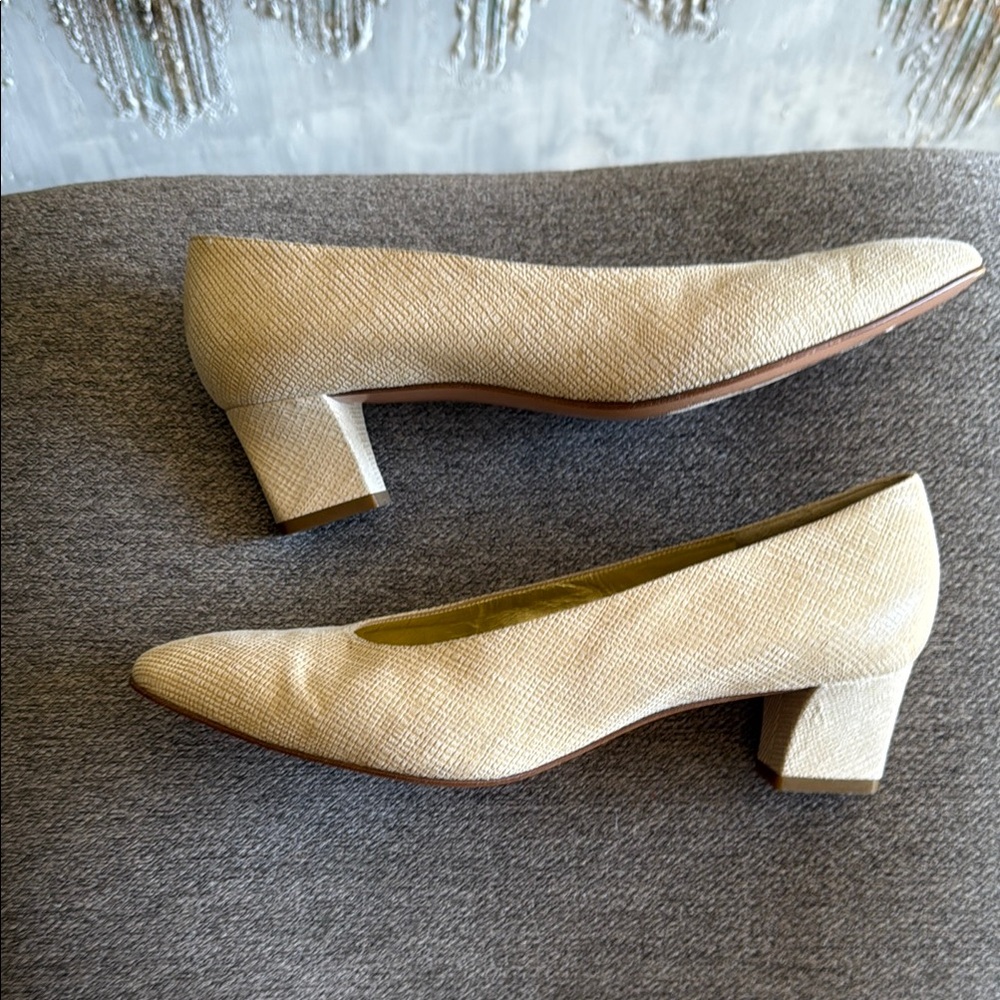 Bruno Magli Cream Flats Timeless Design